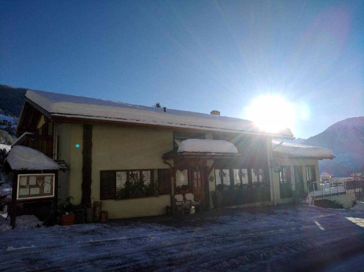 B&B Chalet Rustica Inden, Leukerbad Luaran gambar