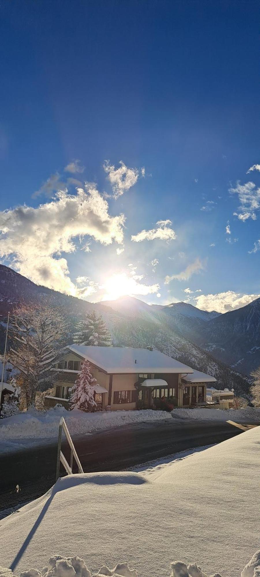 B&B Chalet Rustica Inden, Leukerbad Luaran gambar