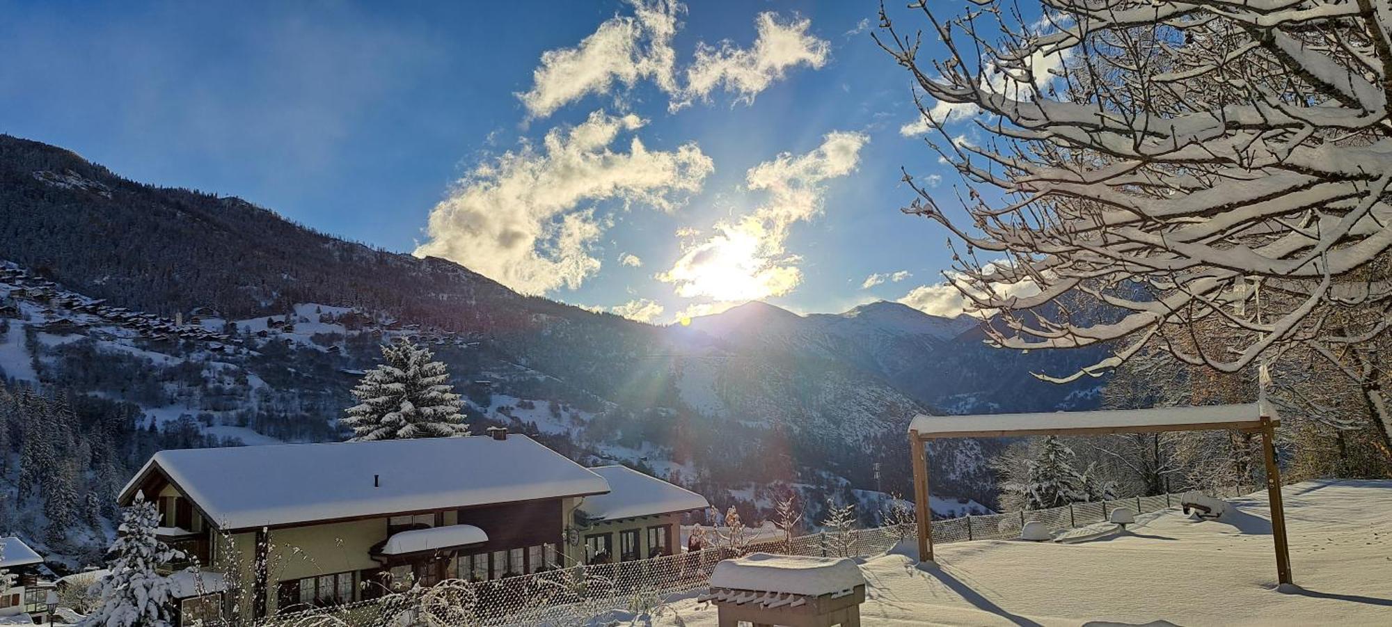 B&B Chalet Rustica Inden, Leukerbad Luaran gambar